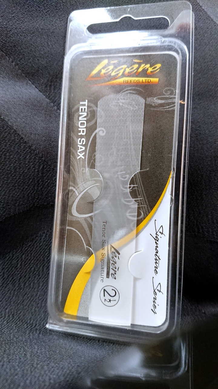 Legere テナー・サックス用リード【Signature 2 1/2】（新品特価