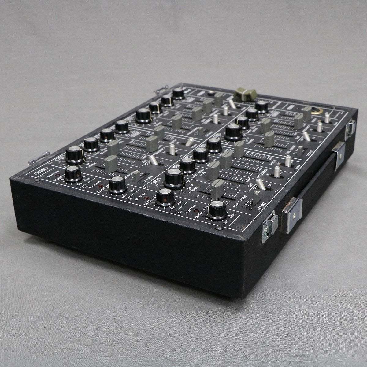 ULT-SOUND DS-4 PERCUSSION SYNTHESIZER 【VINTAGE】 【キーボード