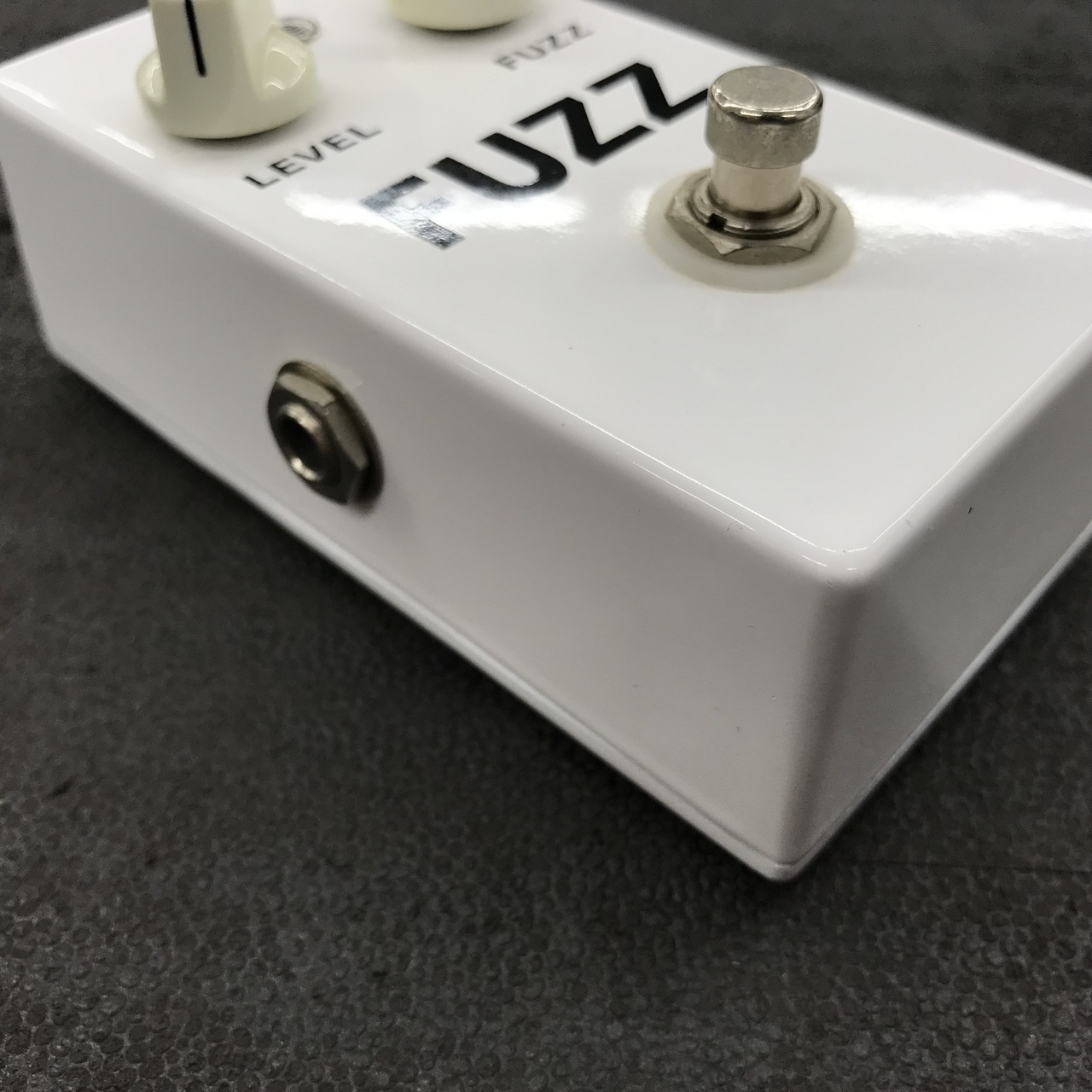 ギター AREA51 FUZZ Area51 - FUZZ – LEP INTERNATIONAL