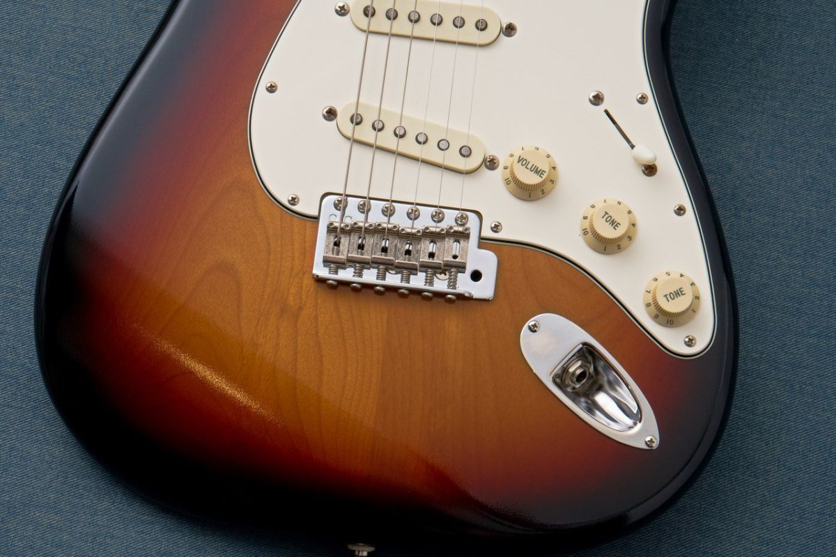 HISTORY HS-SV -3Tone Sunburst- 【2019年製・USED】【3.77kg】（中古