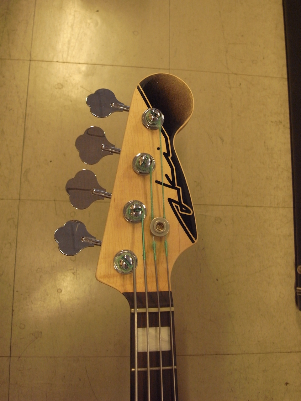 Aki's Guitar コンポーネントJAZZ BASS（中古）【楽器検索