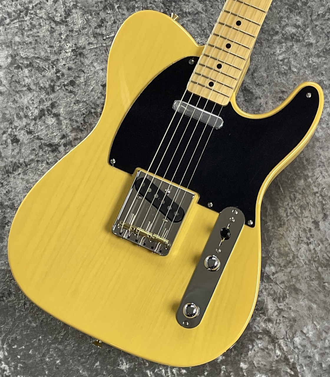 Fender FSR Made in Japan Traditional 51 Nocaster -Butterscotch
