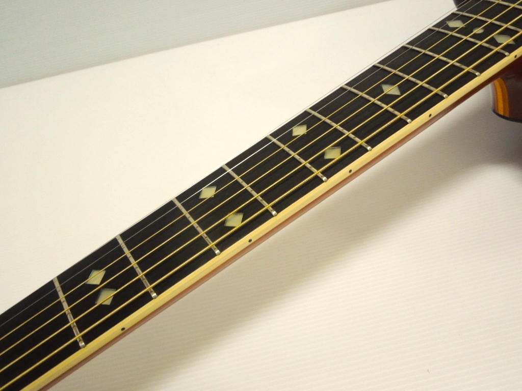 Ovation 1667-4【1982年製】（中古/送料無料）【楽器検索デジマート】