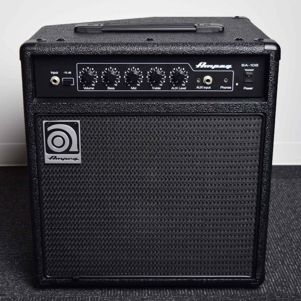 Ampeg BA-108 V2 ベースコンボアンプ BAシリーズ 【中古】（中古