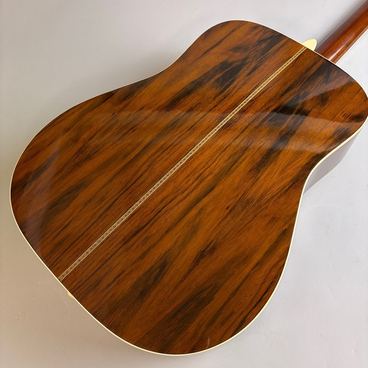 Morris M-601 アコースティックギター｜日本製 M-601 | 生産完了品 | MORRIS GUITARS モーリスギター
