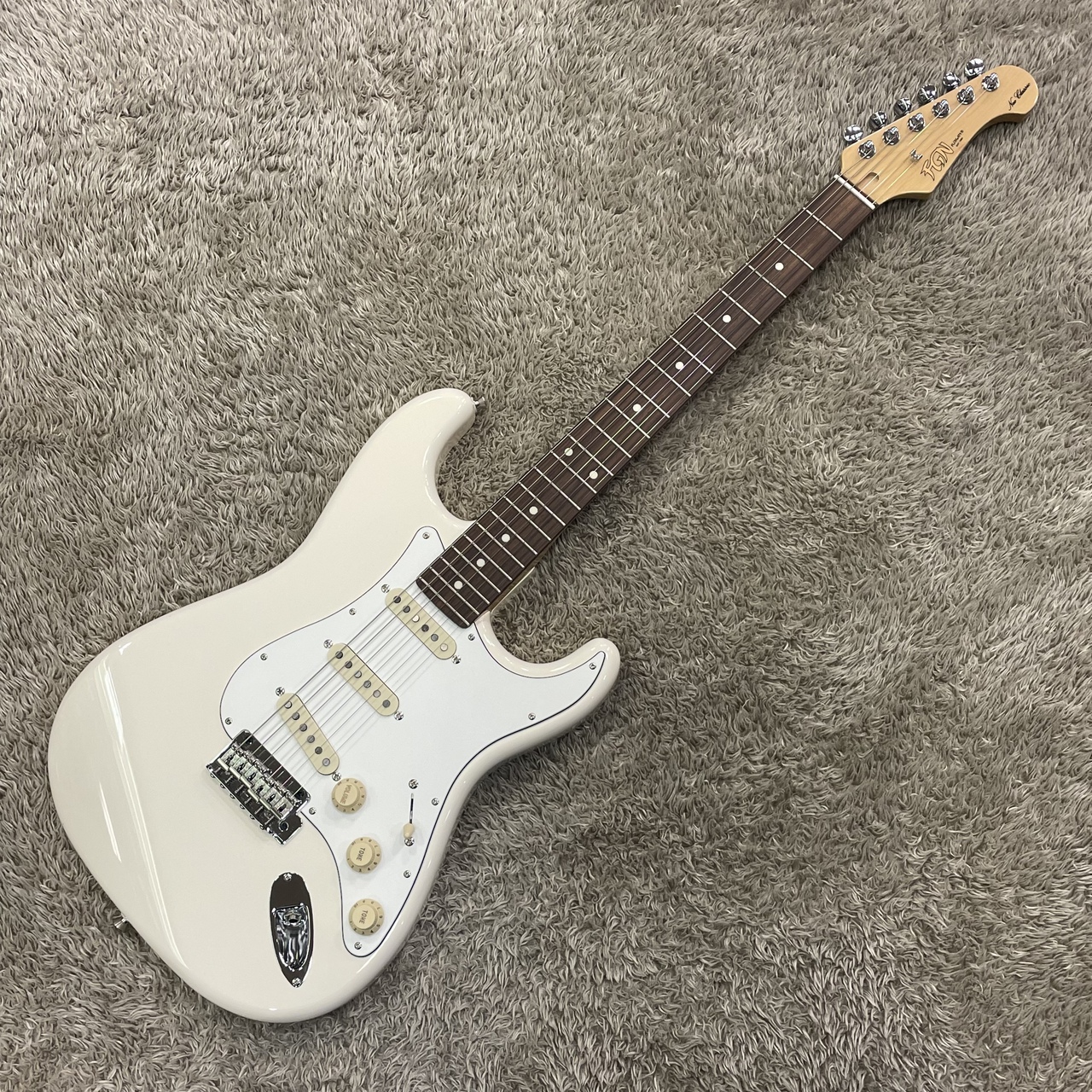 FUJIGEN(FGN) NNST10RBD Vintage White / Rosewood 【山野楽器