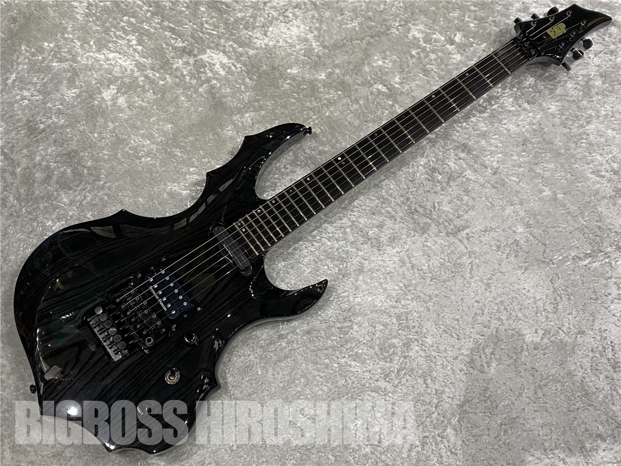 人気絶頂 ギター ESP Black GT FOREST ギター - bestcheerstone.com