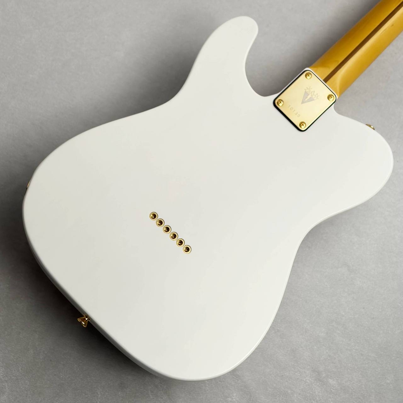 Vanzandt TLV-R1 / White Blonde #10138 ≒3.33kg【ゴールドパーツ