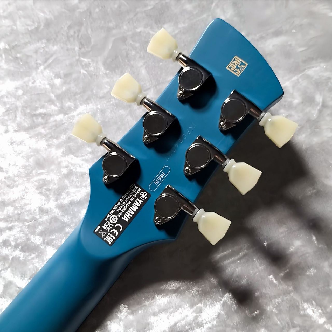 YAMAHA RSE20 スイフトブルー エレキギター REVSTARシリーズ