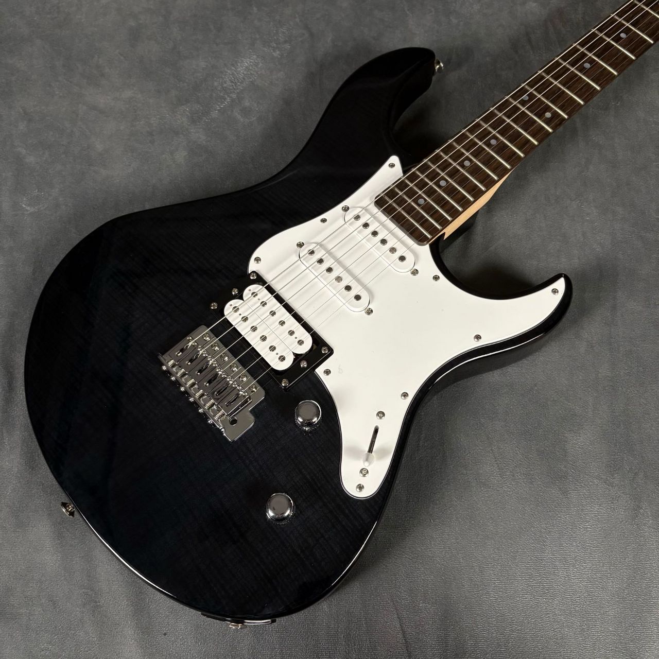 Yamaha パシフィカ 212 VFM TBL YAMAHAPACIFICA 212VFM -TBL(トランスブラック)-【オンライン