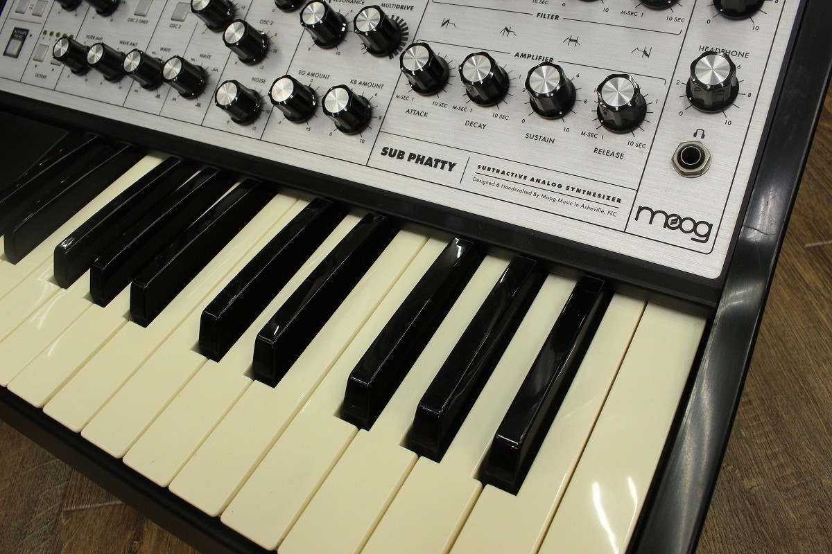 Moog SUB PHATTY 【キーボードマート新宿】【新宿店】（中古/送料無料
