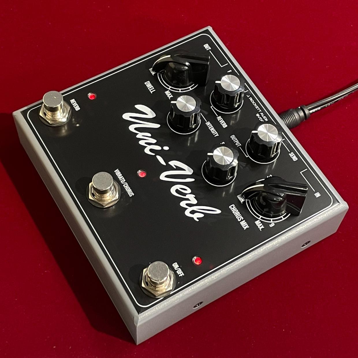 J.Rockett Audio Designs Uni-Verb【極上Uni-Vibe+Reverbの2in1ペダル