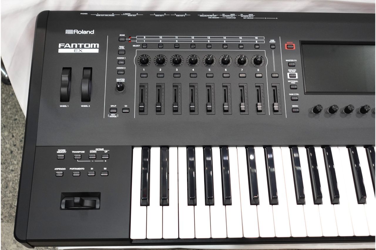 Roland FANTOM-6EX ◇ 即納可能!B級アウトレット特価!【ローン分割
