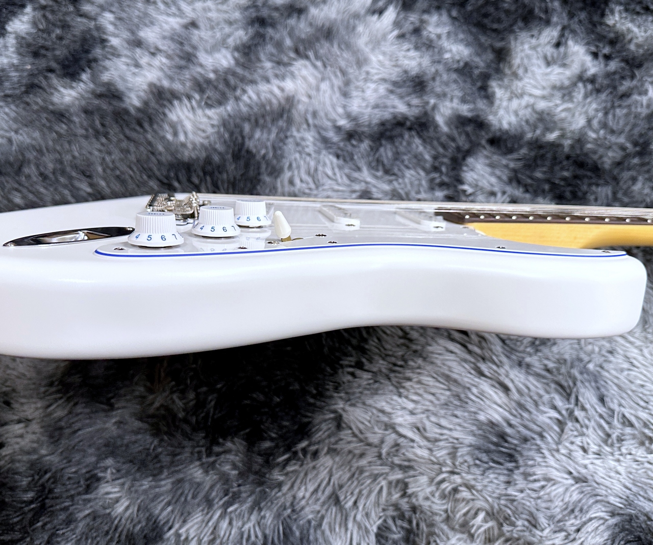 Fender Made in Japan Limited Hybrid II Stratocaster Blanc