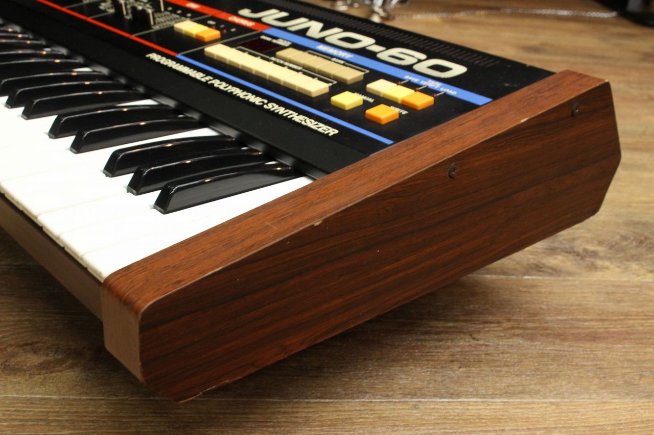 Roland JUNO-60 Polyphonic Synthesizer 【Vintage】 【キーボード