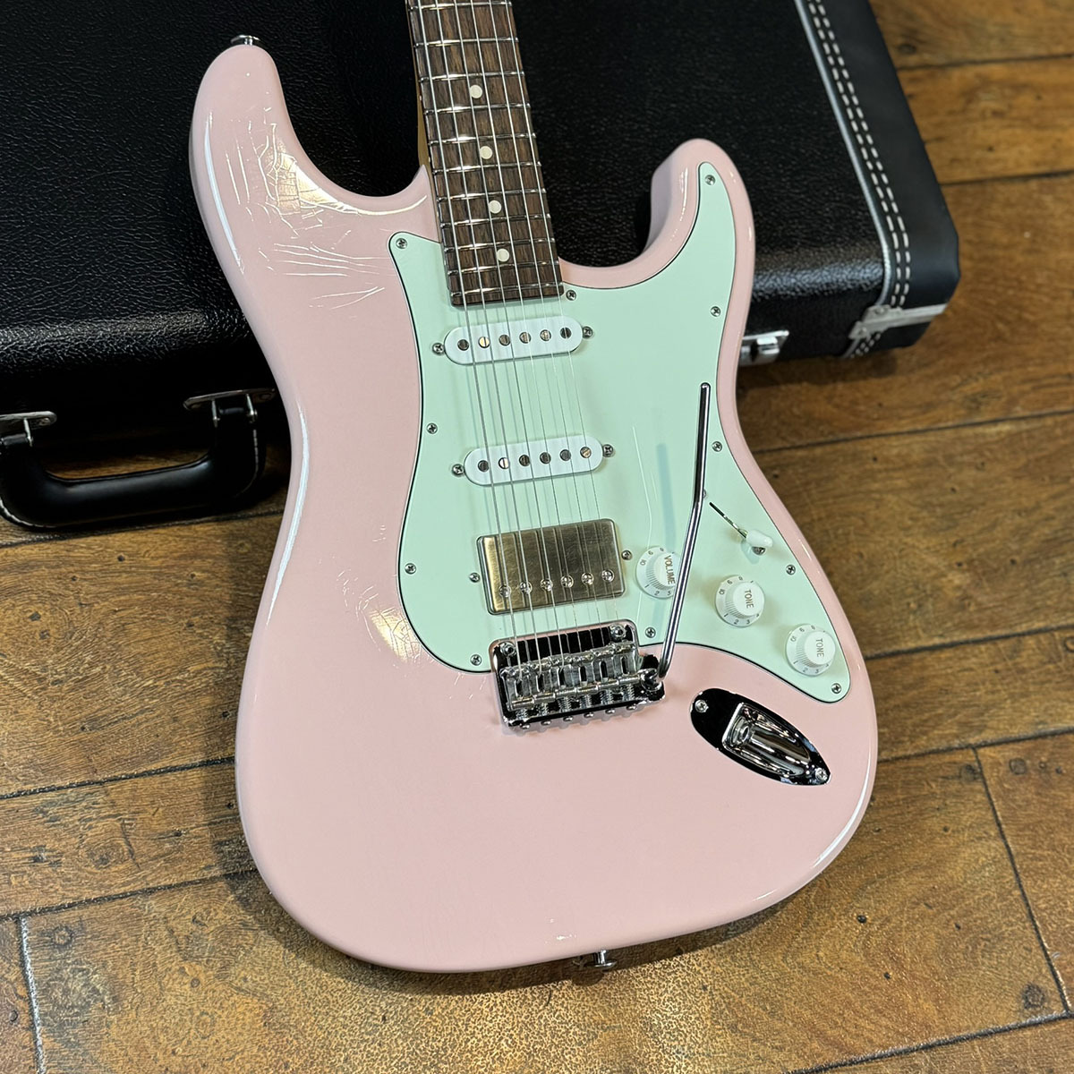 希少レアモデル Ventura ROSE 12弦 ギター ビンテージ【整備品】 000000078736_Tc0JE2B.jpg