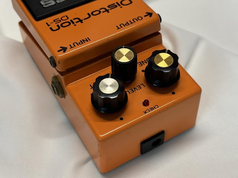 BOSS DS-1 1983年日本製 BOSS DS-1 Distortion MADE IN JAPAN 1983年製（ビンテージ/送料