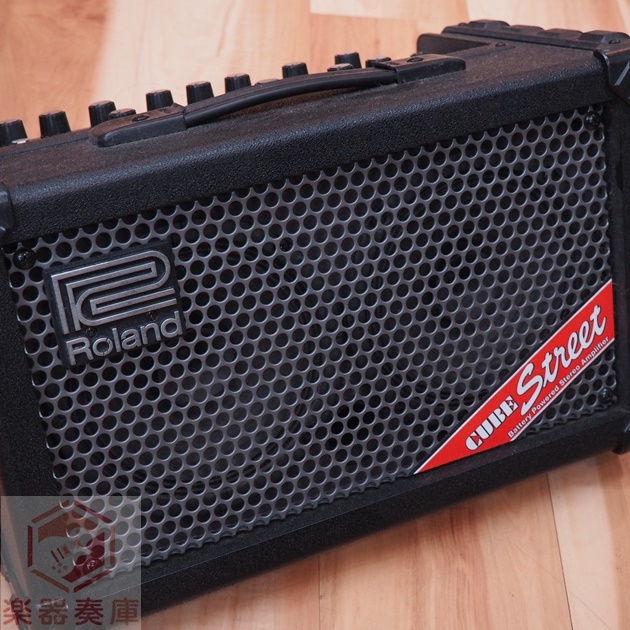 日本製新品★新品！未開封！ROLAND ローランド CUBE Street ギターアンプ BLACK★ コンボ