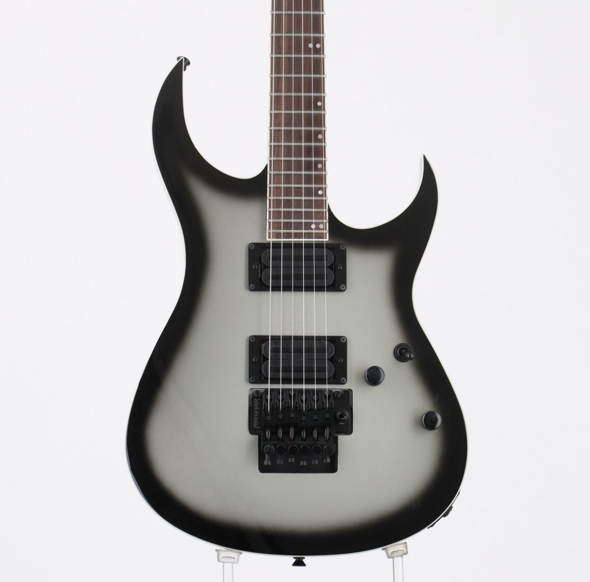 ☆ 部品交換してリニューアルしたFERNANDES ST