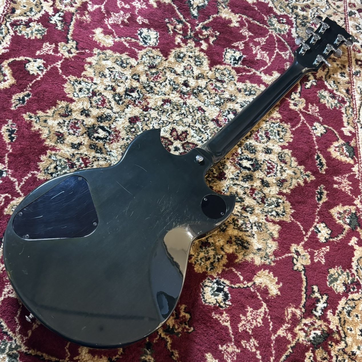 Yamaha SG500 　ブラック エレキギター 1978 Yamaha SG-500 Black | Guitar Chimp
