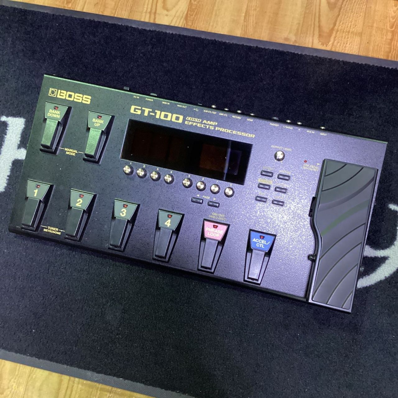 BOSS GT-100 Ver.2（中古/送料無料）【楽器検索デジマート】