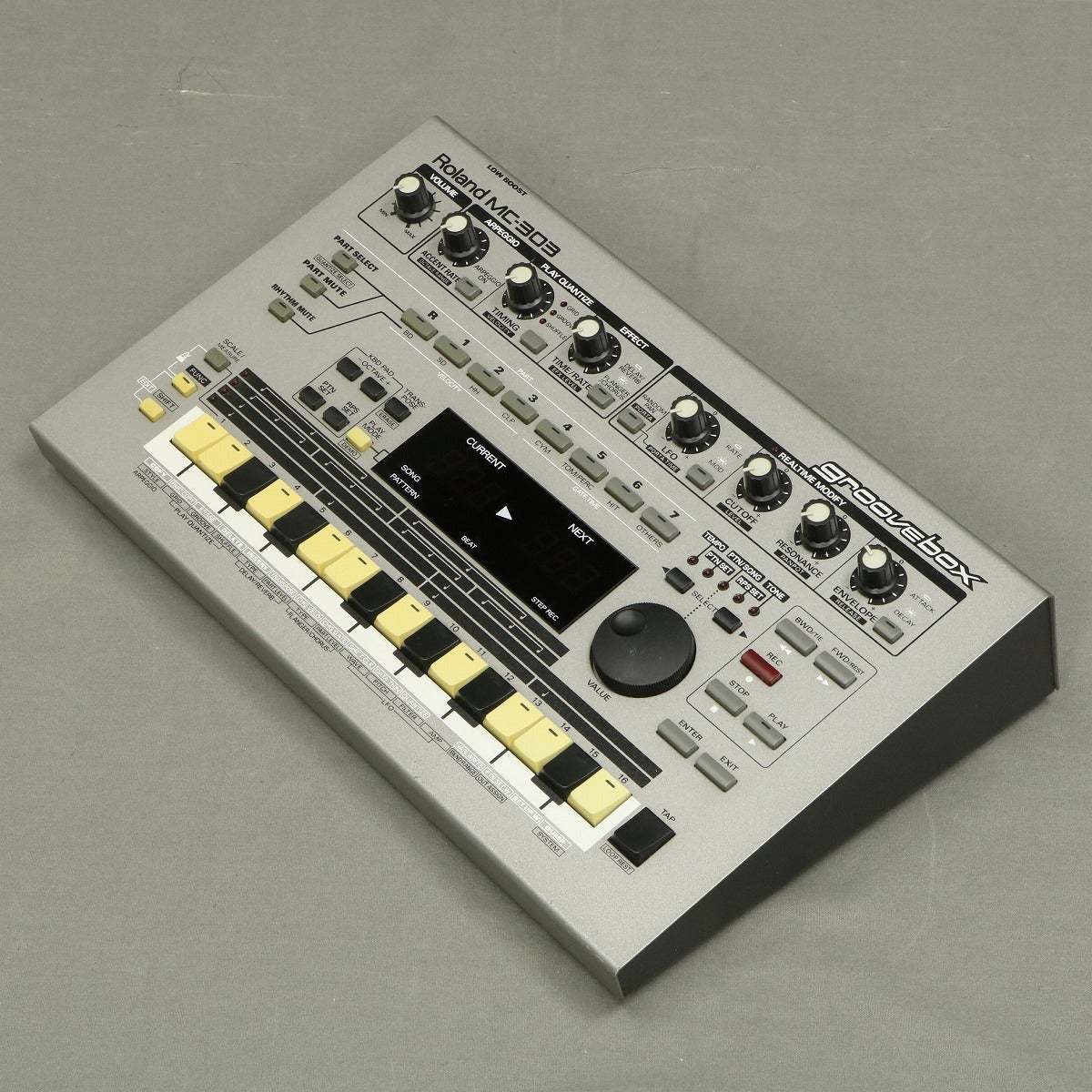 Roland MC-303 【御茶ノ水本店】（中古/送料無料）【楽器検索デジマート】