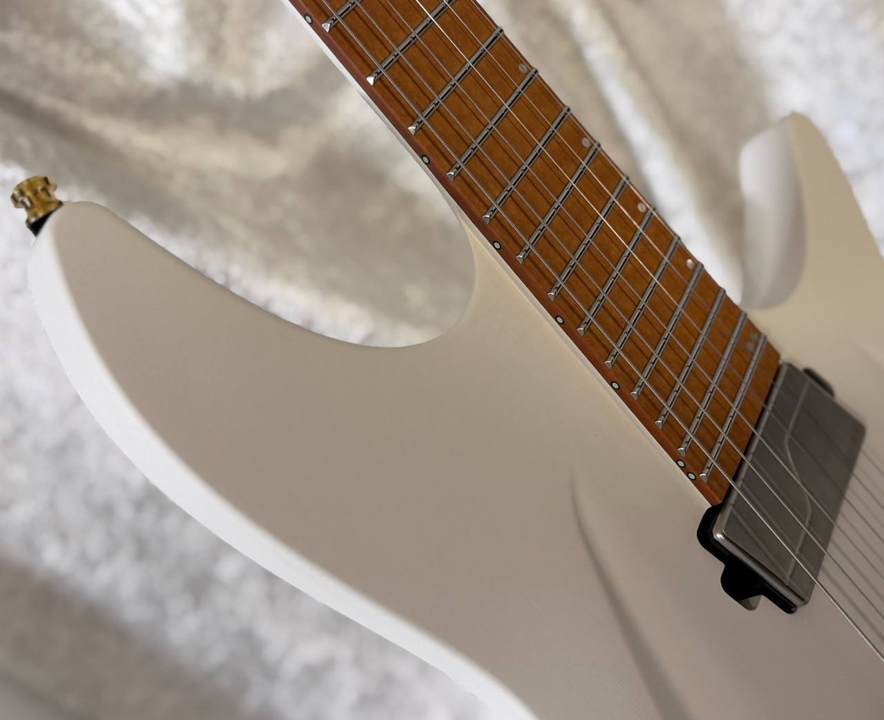 ARISTIDES 【オランダ科学の結晶】H/06R ~White~ #3980【モダン