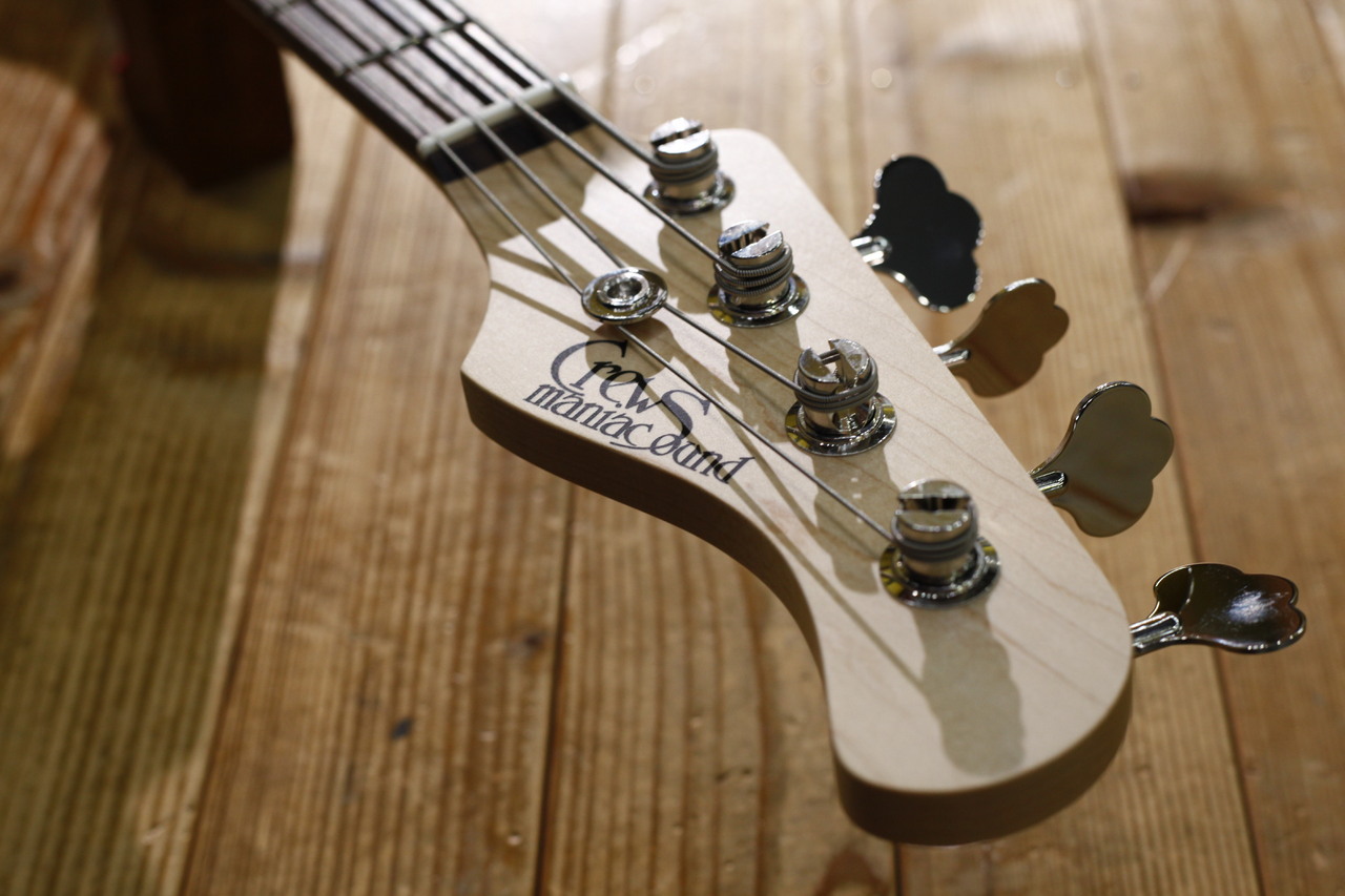 Crews Maniac Sound NPB Rosewood ｜ Olympic White（新品