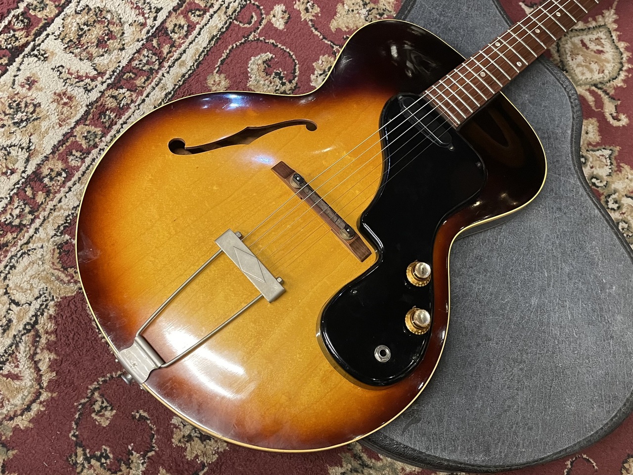 最終値下げ／1963年製 Gibson ES-125【ハカランダ指板】リフレット Gibson ES-330T 1963年製 Cherry Red w/ Jacaranda FB | 2016