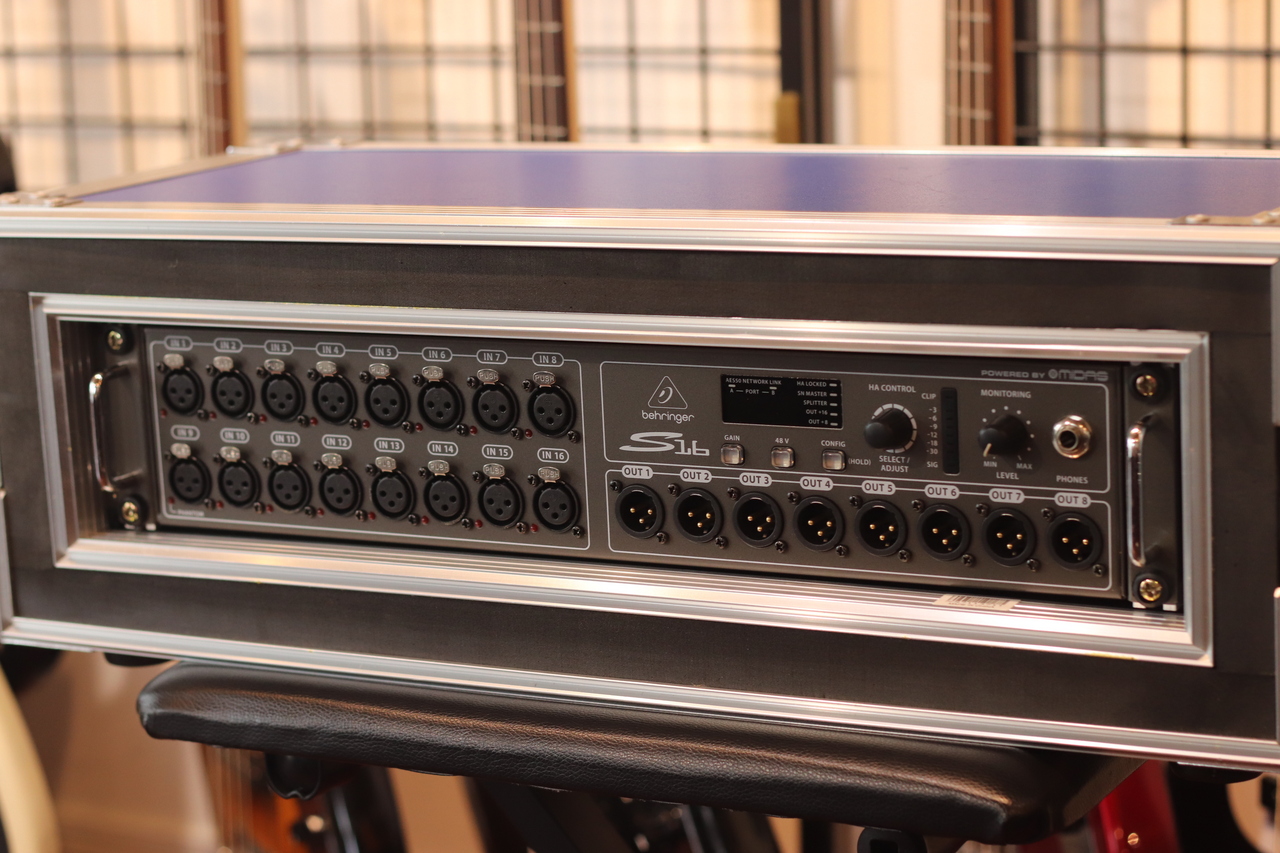 BEHRINGER S16 DIGITAL SNAKE I/O (ほぼ未使用品) w/ Shock Mount Rack