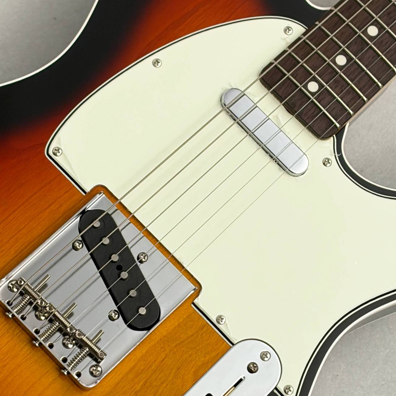 Vanzandt TLV-R2 / 3 Tone Sunburst #10476 ≒3.26kg【軽量個体