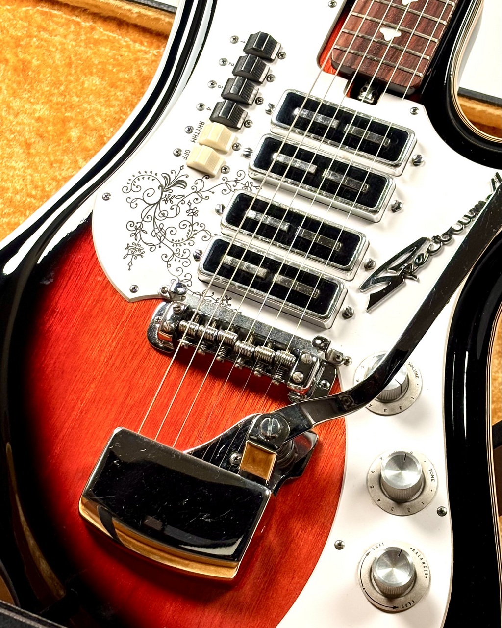 Teisco / Spectrum 4 ジャンク Teisco 【1960年代後半製】Spectrum 4 -Sunburst-【3.50kg