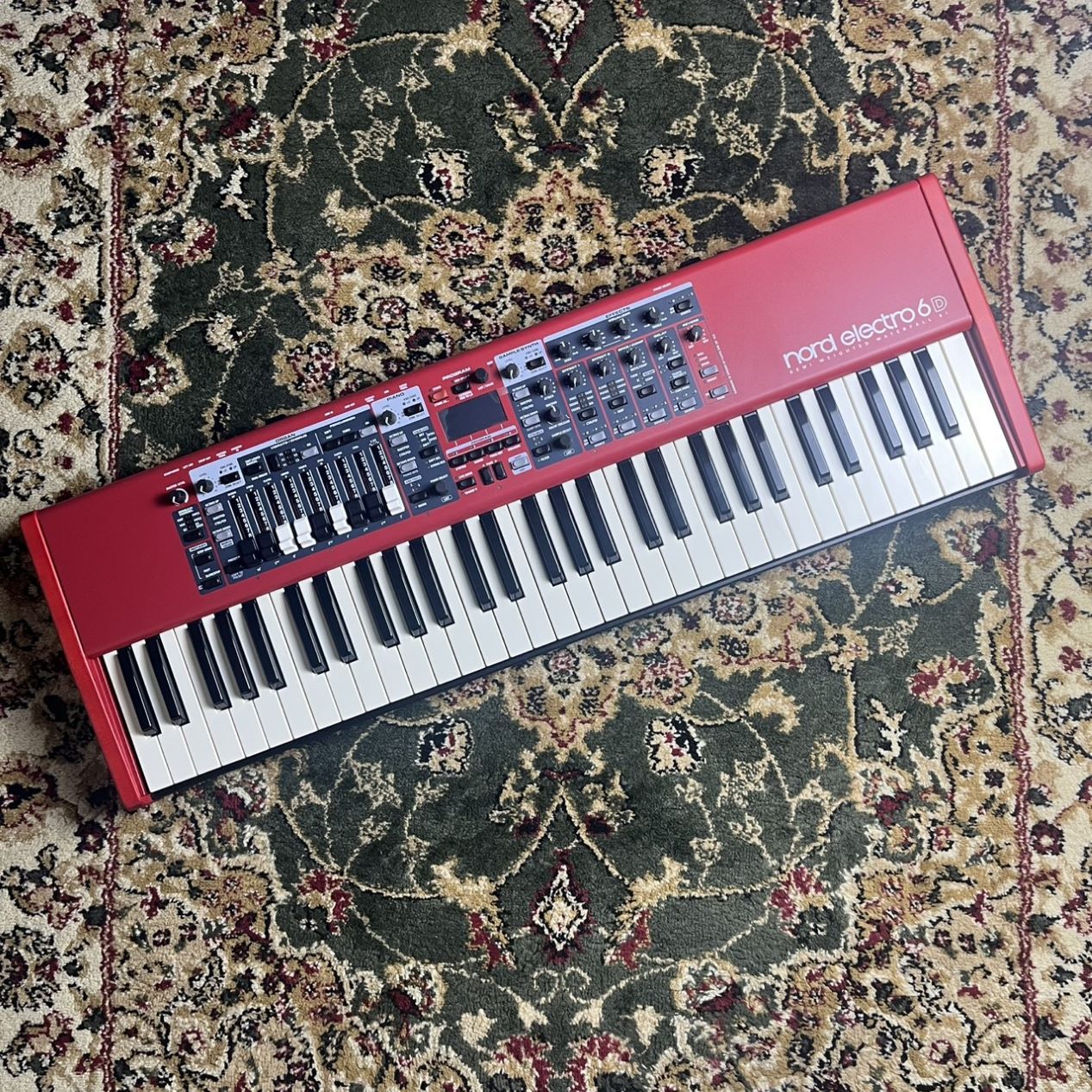Nord 【展示品特価！】Electro 6D 61鍵盤 ステージキーボード（B級特価