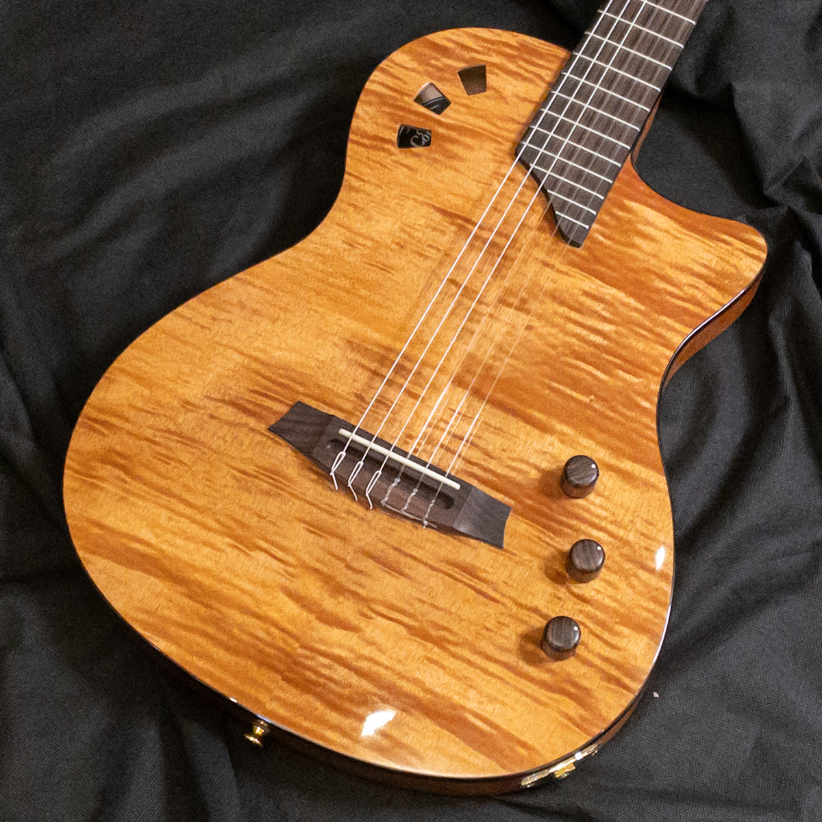 美品 Cordoba Stage Guitar Amber メンテ済 ケース有 美品 Cordoba