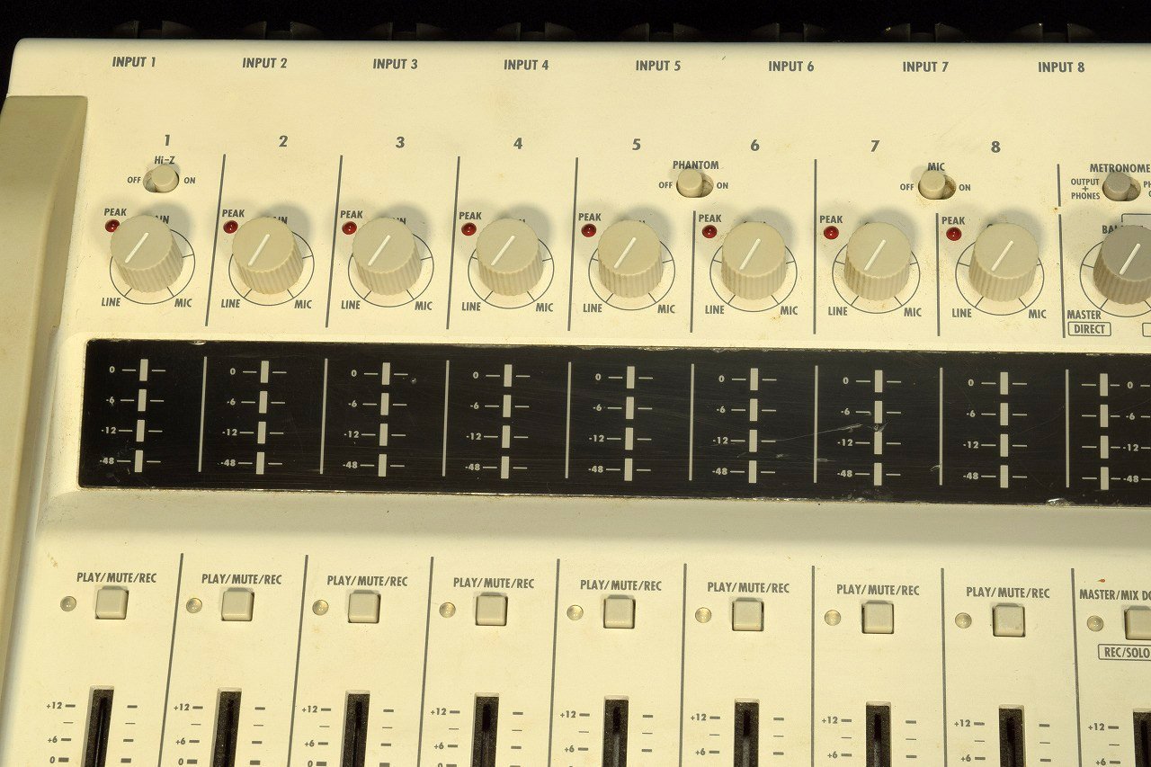 【中古】ZOOM R16 レコーダー/インターフェースコントローラー ZOOM R16 Recorder Interface Controller【梅田店】（中古）【楽器検索