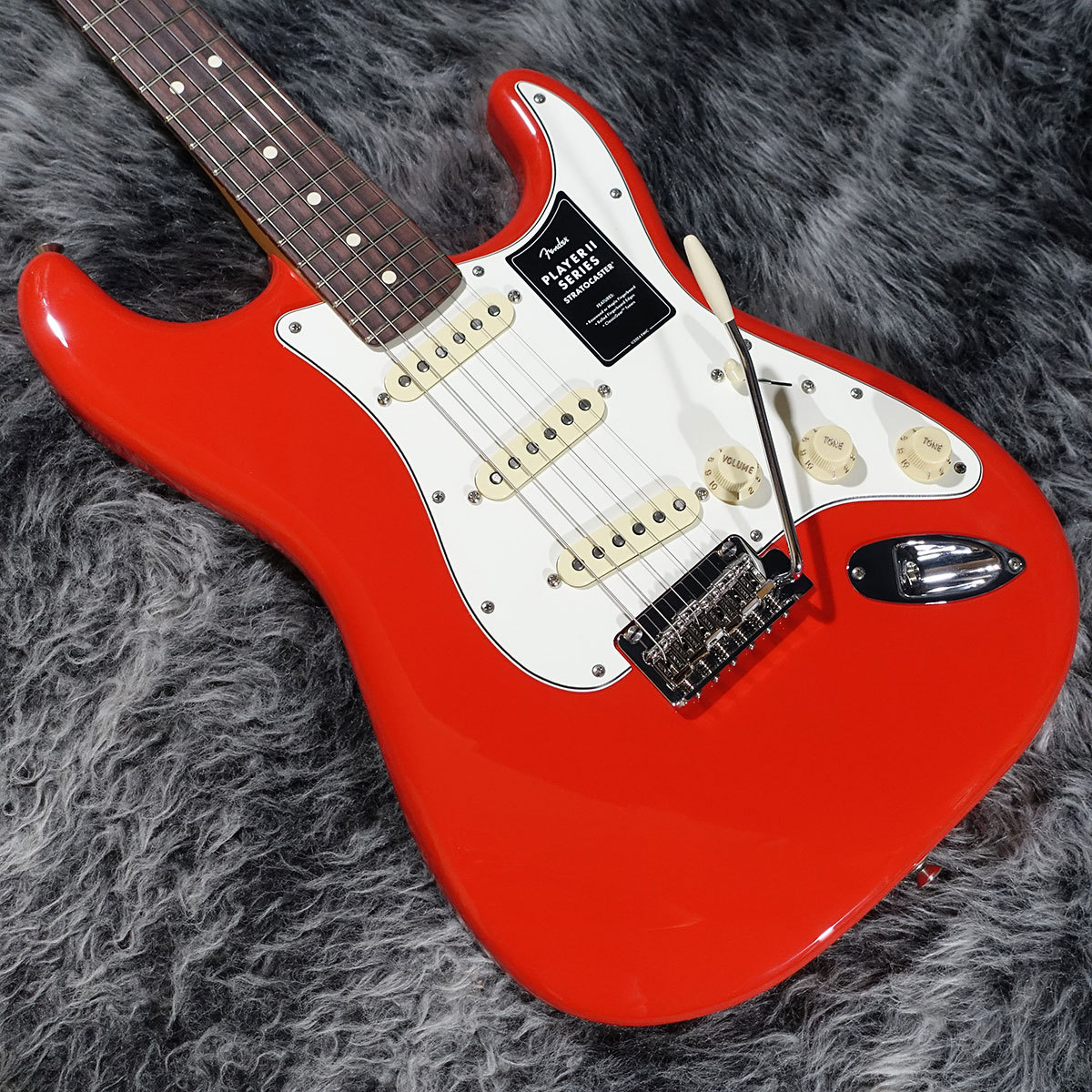 Fender Player II Stratocaster Coral Red