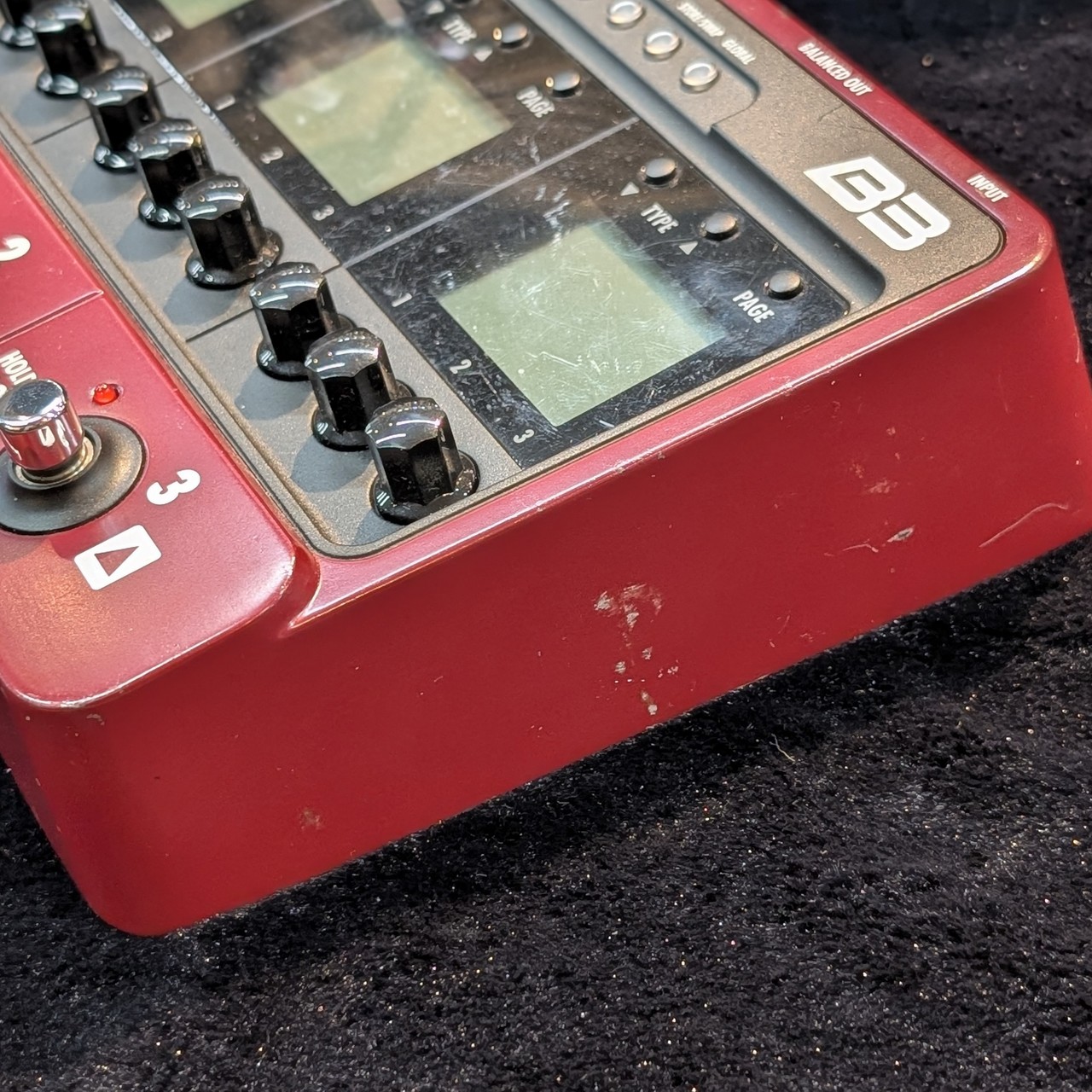 ZOOM B3 Bass Effects & Amp Simulator Pedal（中古）【楽器検索