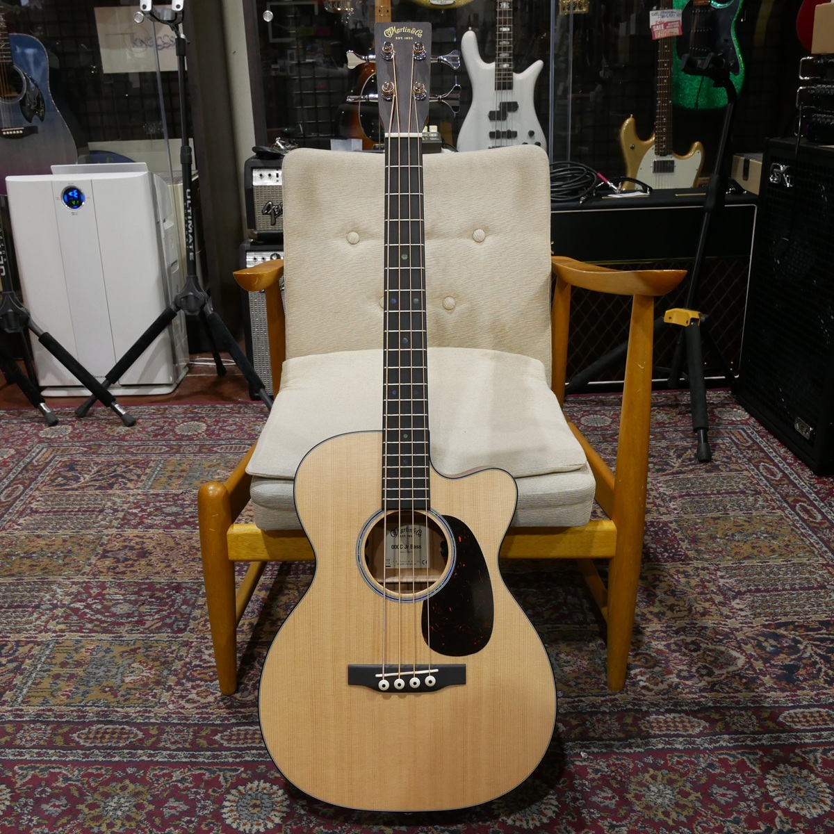 Martin 000C Jr E Bass 【コンパクトサイズエレアコ・ベース】（新品