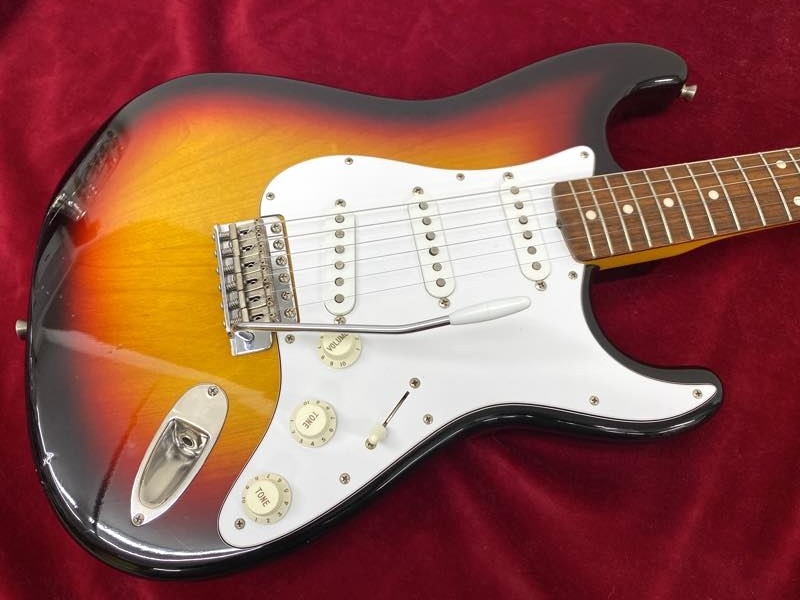 Fender Japan ST62-58US CAR♪ 贅沢屋の - ギター