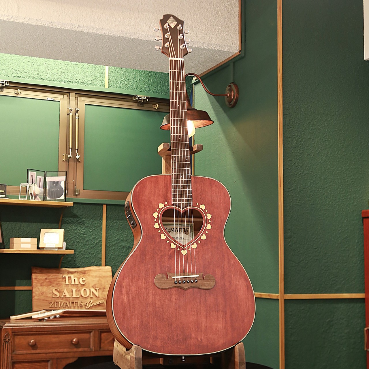 Zemaitis CAF-85H Faded Red 超美品！ ギグバッグ付 CAF-85H Faded Red