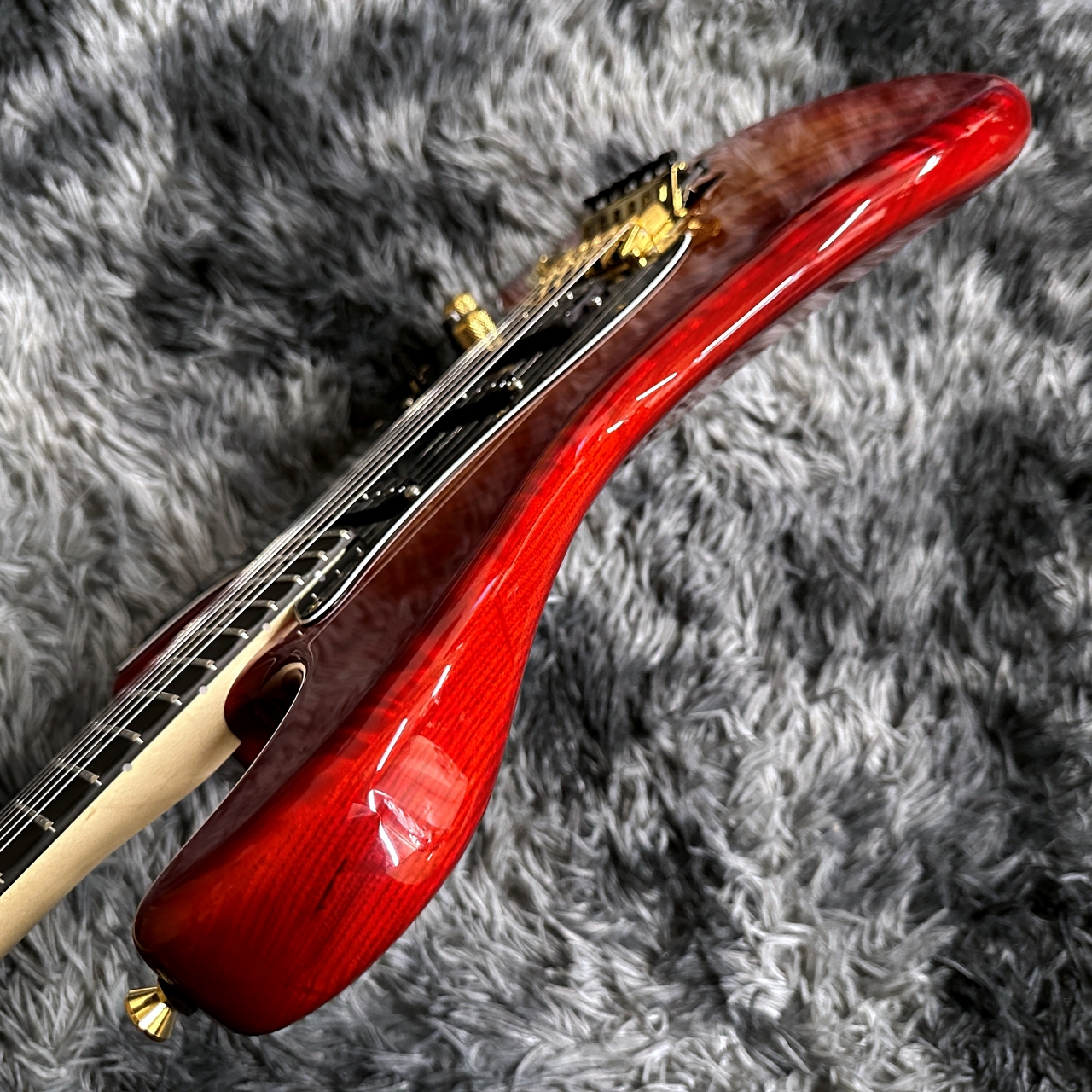 James Tyler Japan L.A.Studio Classic FRT Cherry Sunburst Quilted