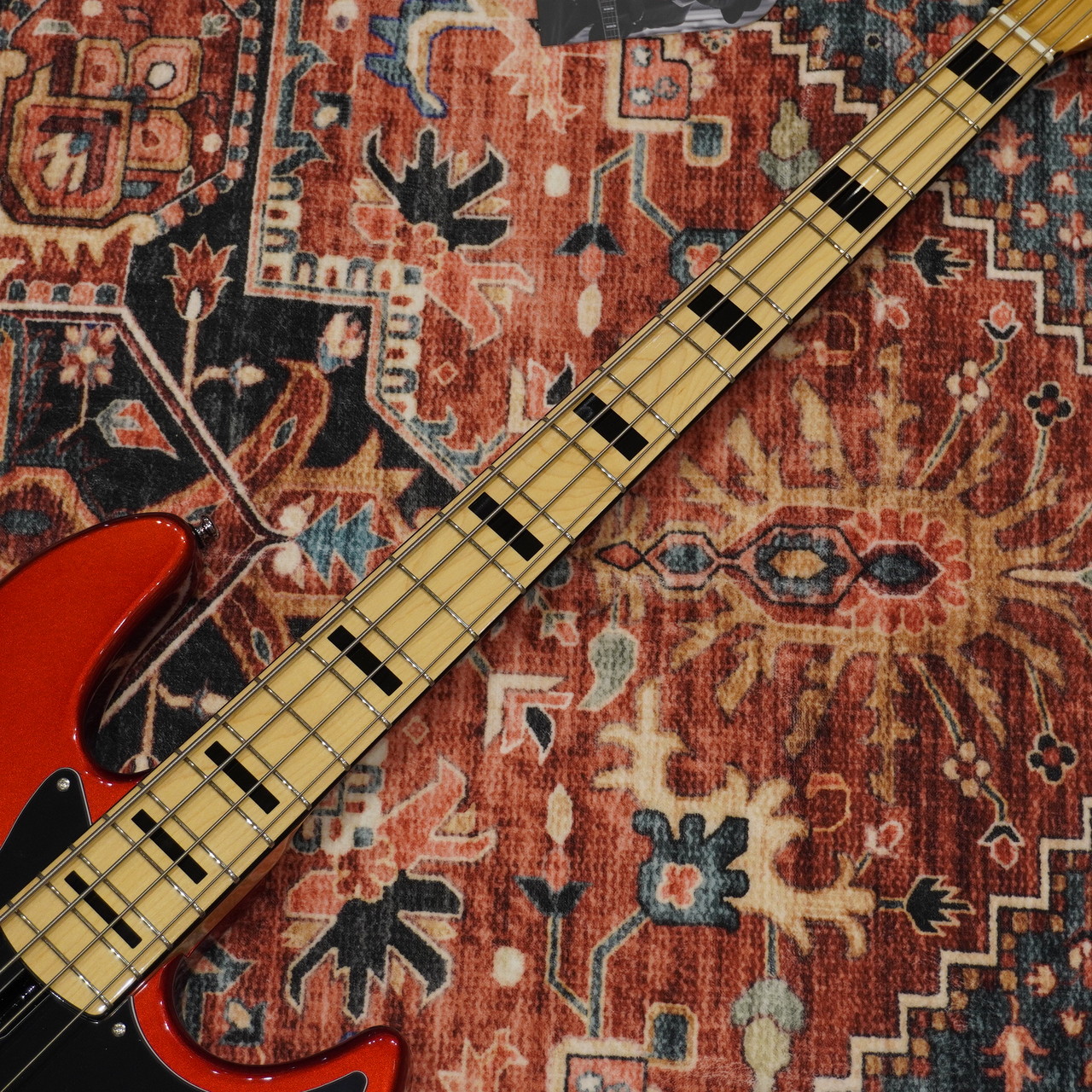 Sire Marcus Miller V7 Vintage 2nd Generation Alder 4-String BMR