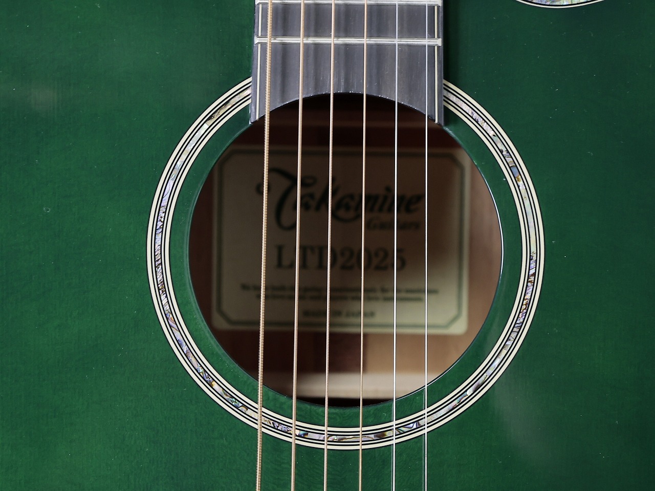 美品　アコースティックギター グリーン/イエロー　クラフトマン　ケース付 美品 アコースティックギター グリーン/イエロー クラフトマン ケース