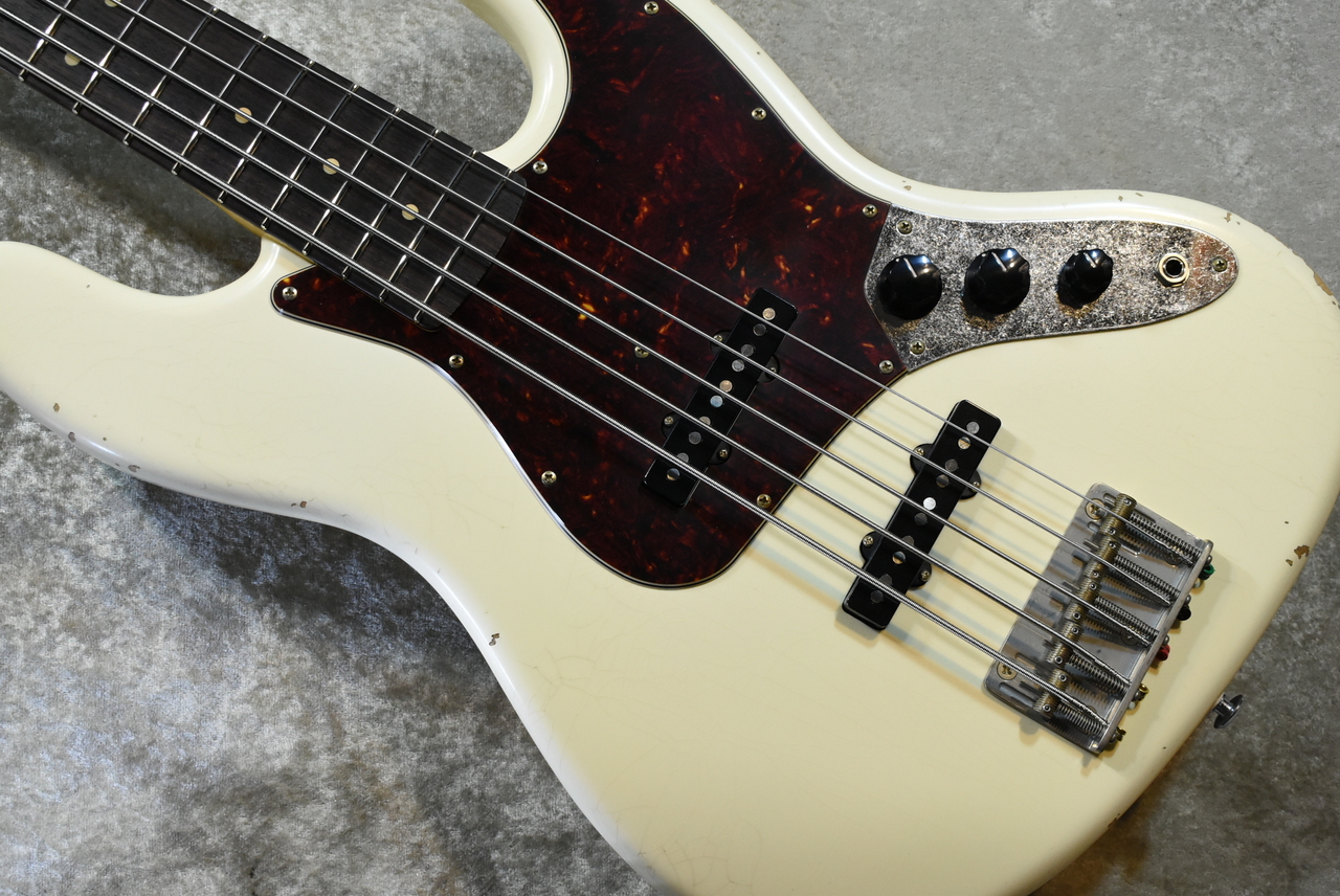 Black Smoker TRAD MASTER BETA-J5 -Vintage White / Midium