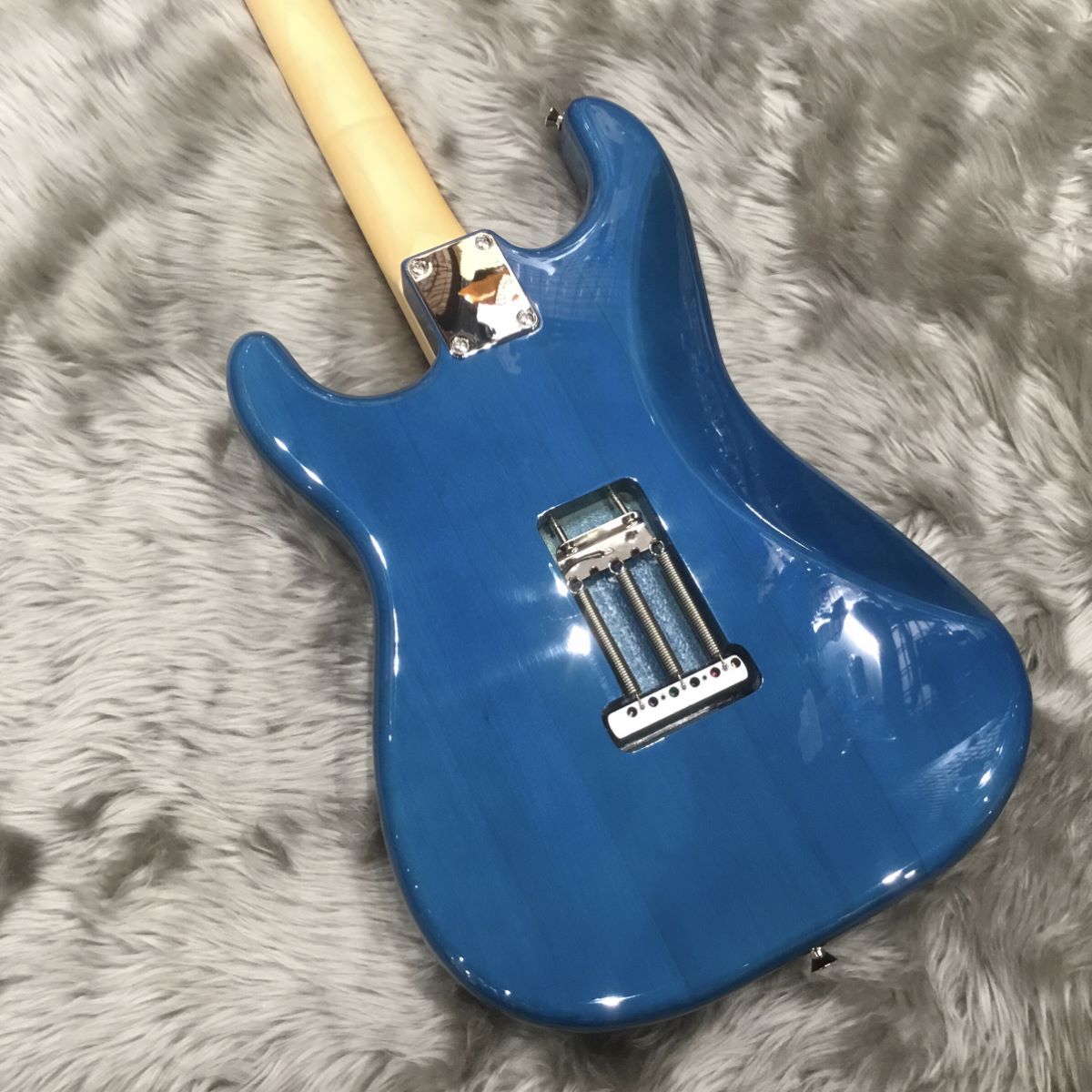 Fender FSR Traditional II 60s Stratocaster SSH 【島村楽器
