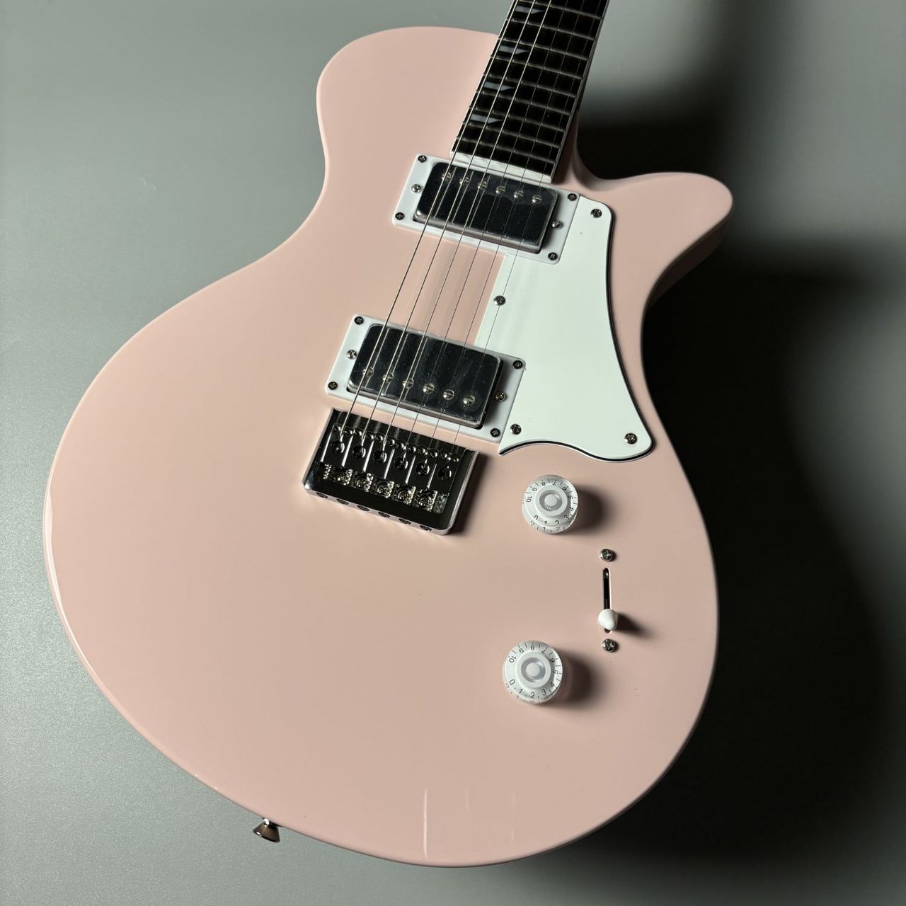 RYOGA HORNET Shell Pink エレキギター ハムバッカー ベイクド RYOGA HORNET Shell Pink エレキギター ハムバッカー ベイクド