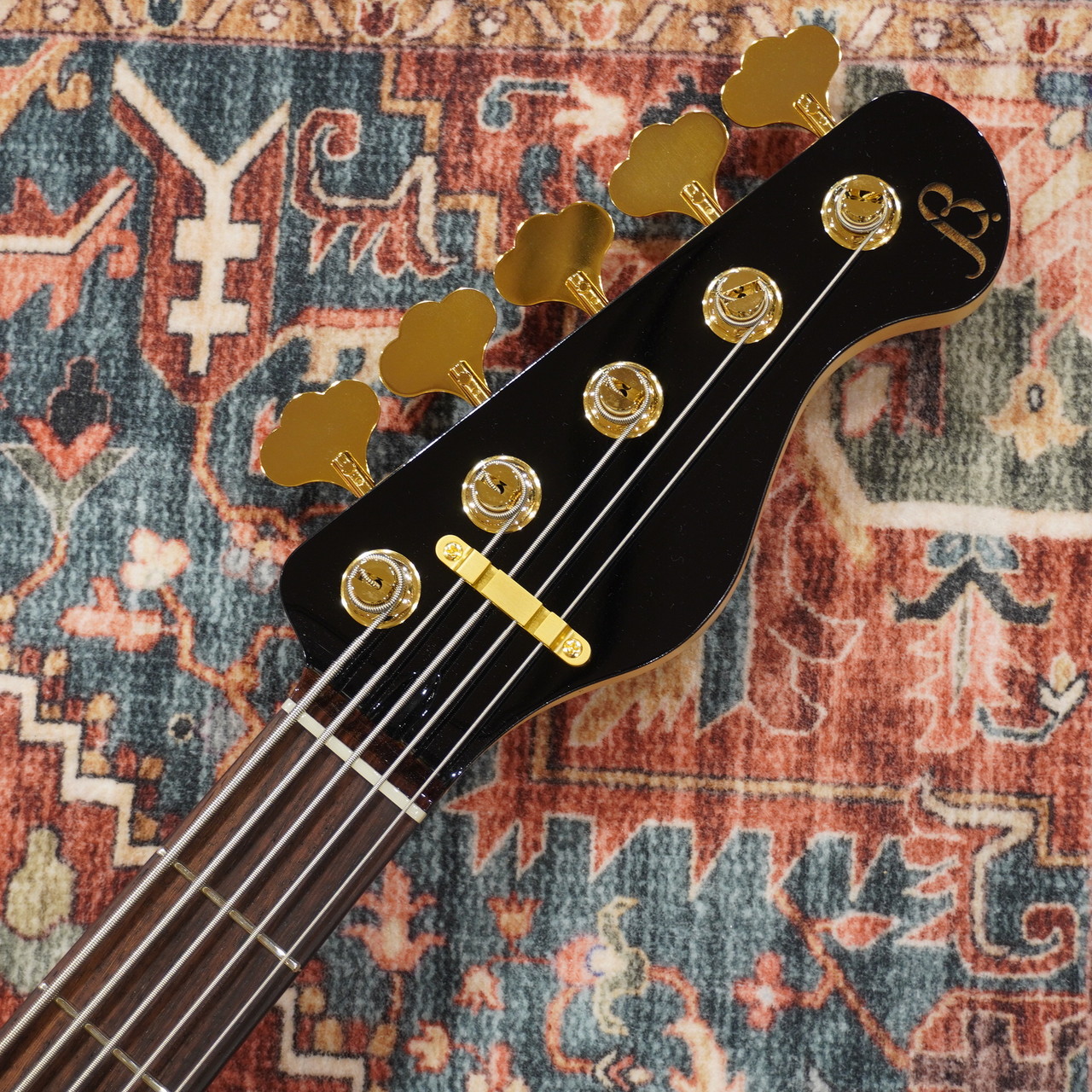 Black Smoker BETA-J5 5弦ベース Black Smoker BETA-J5 XL Sherwood Green Metallic STANDARD SERIES