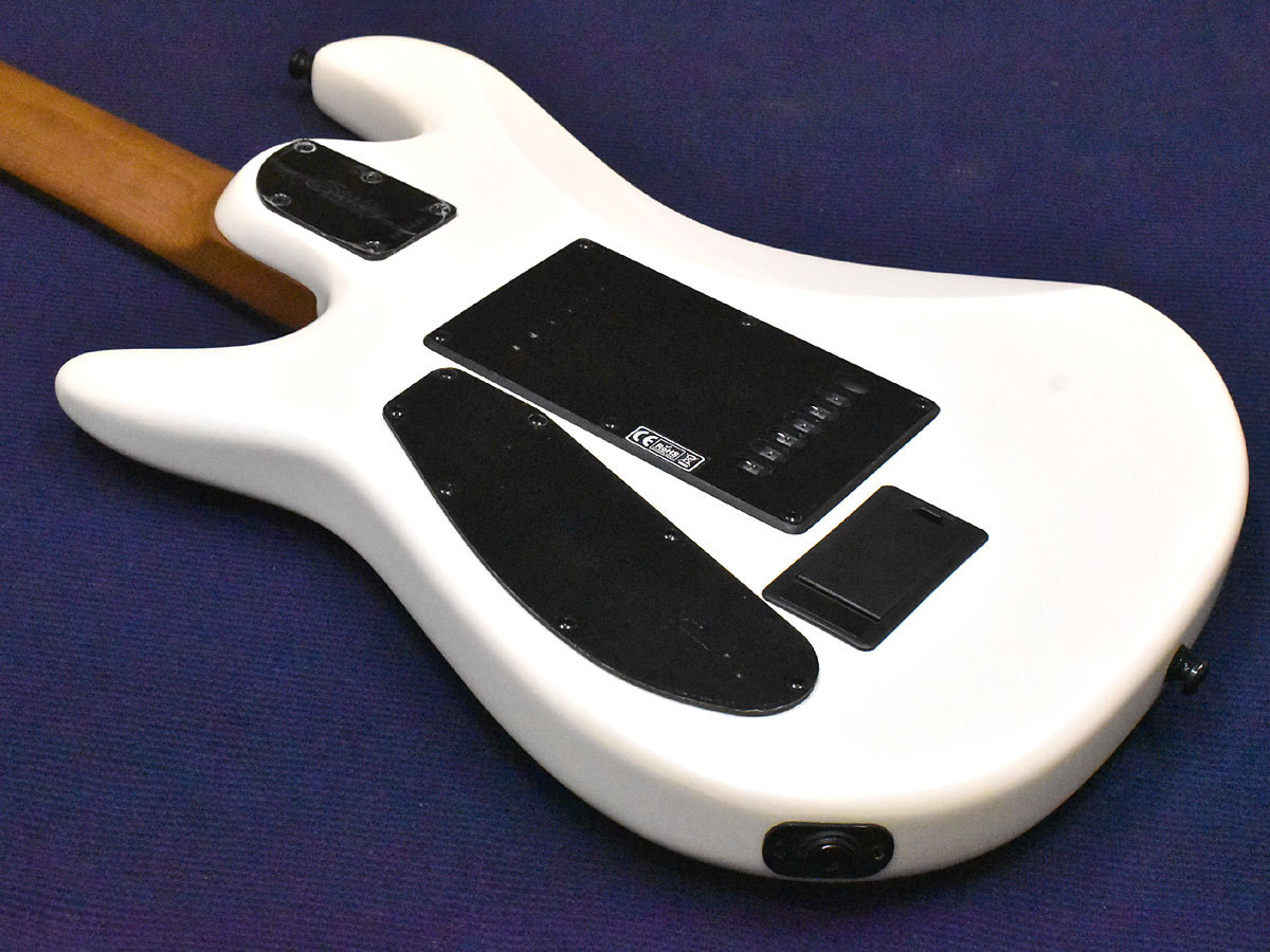 Sterling by MUSIC MAN Sterling by MUSICMAN RICHARDSON7 PWH