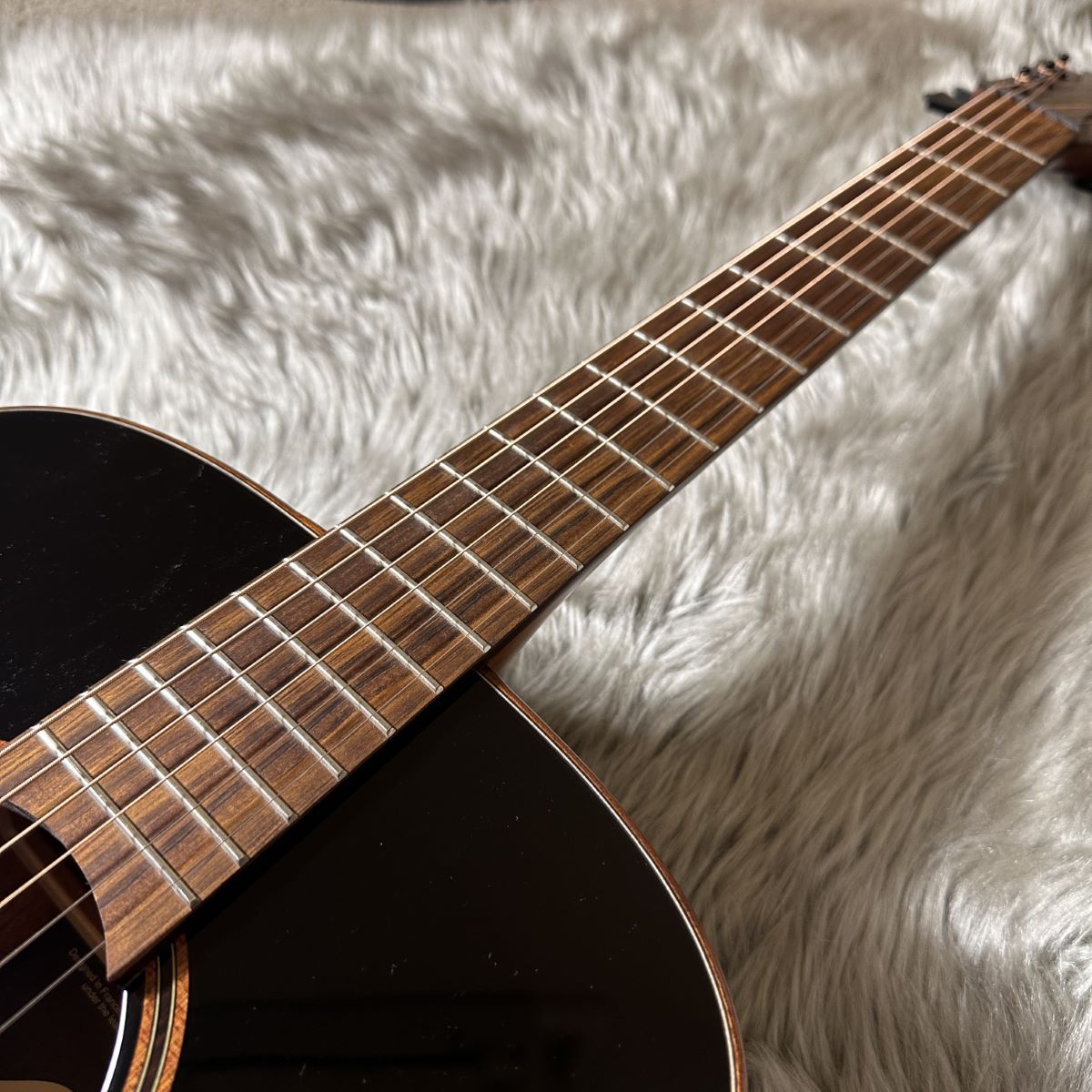 LAG 【現物写真】T118D BLK アコースティックギターTRAMONTANE