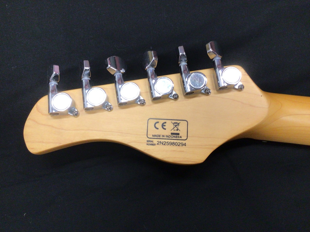 Sire Larry Carlton J3 Vintage White 【ラリー・カールトン監修